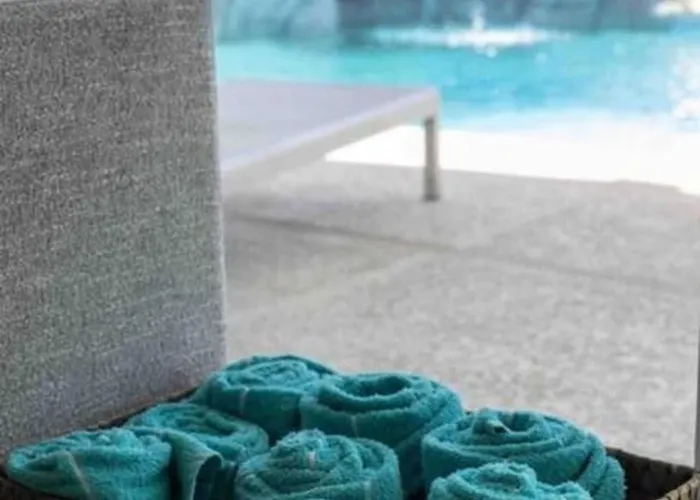 Walk To Old Town, Free Heated Pool W Waterfall Holiday home Scottsdale